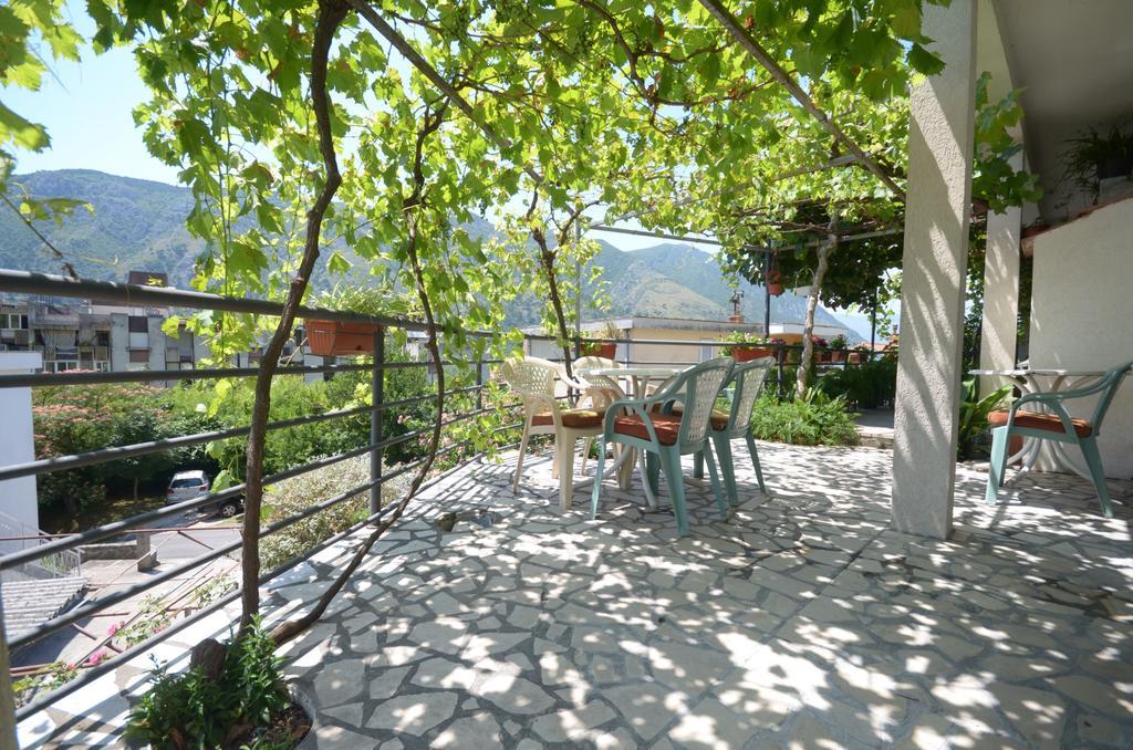 Apartments Dakovic Котор Экстерьер фото