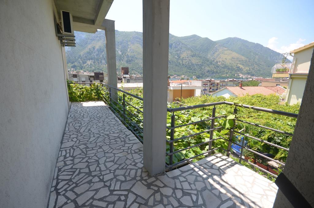 Apartments Dakovic Котор Экстерьер фото